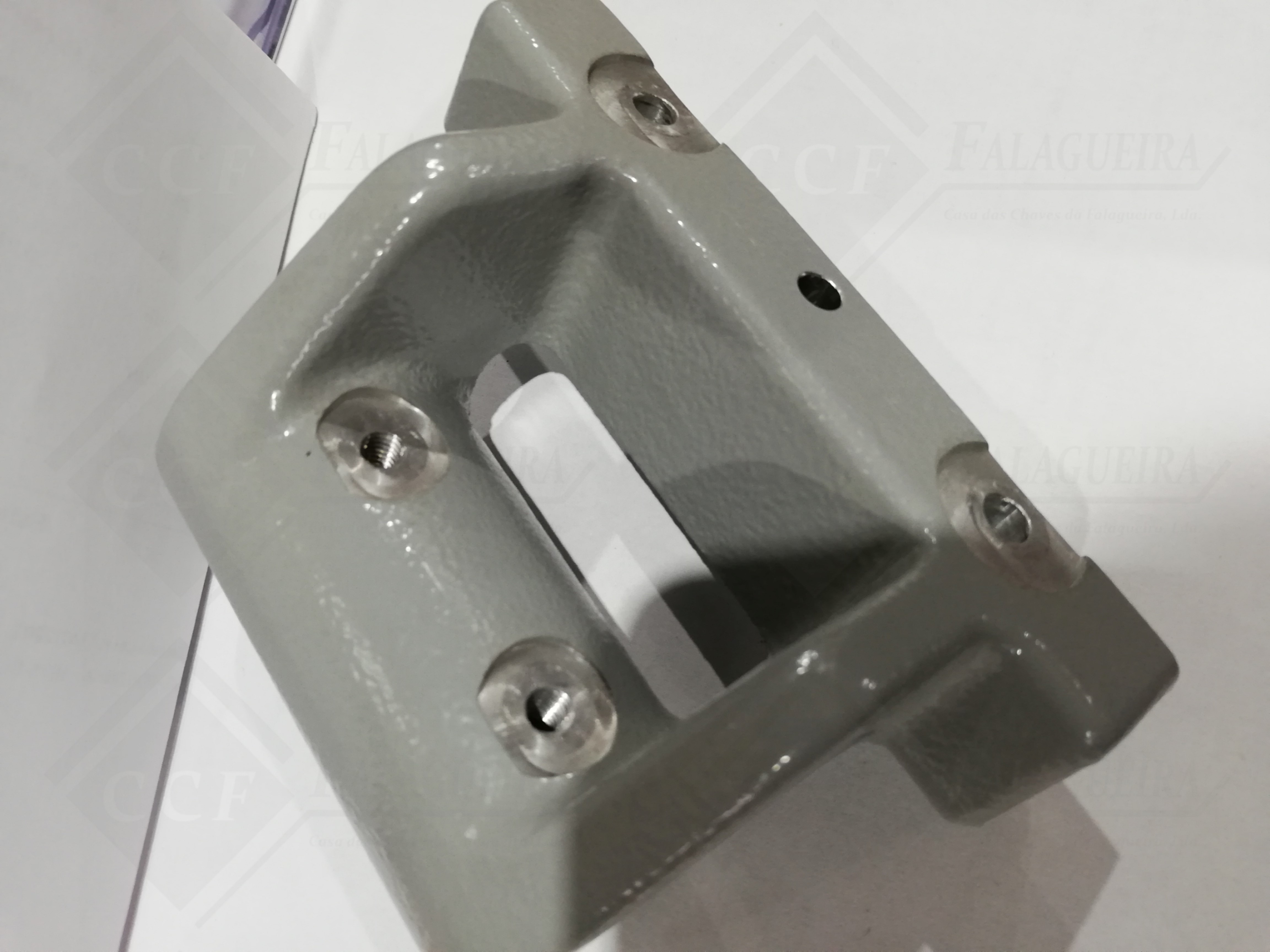 SUPORTE CARRELO TARGA 2000PP-D111858LA